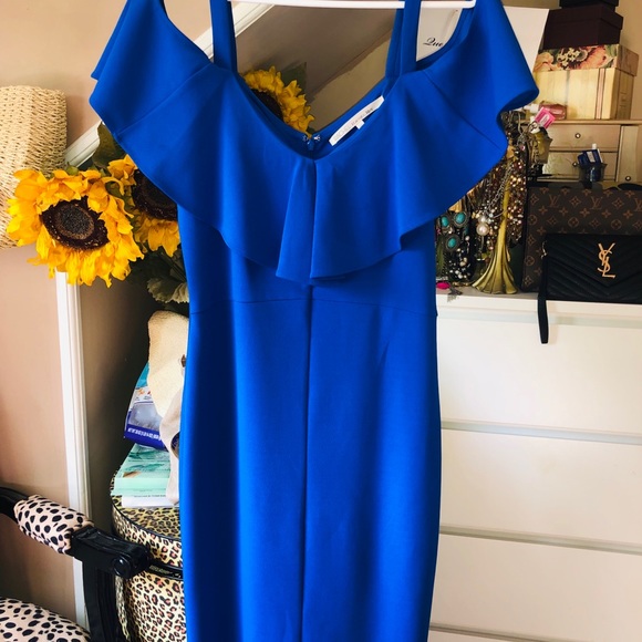 Dress - Picture 8 of 8